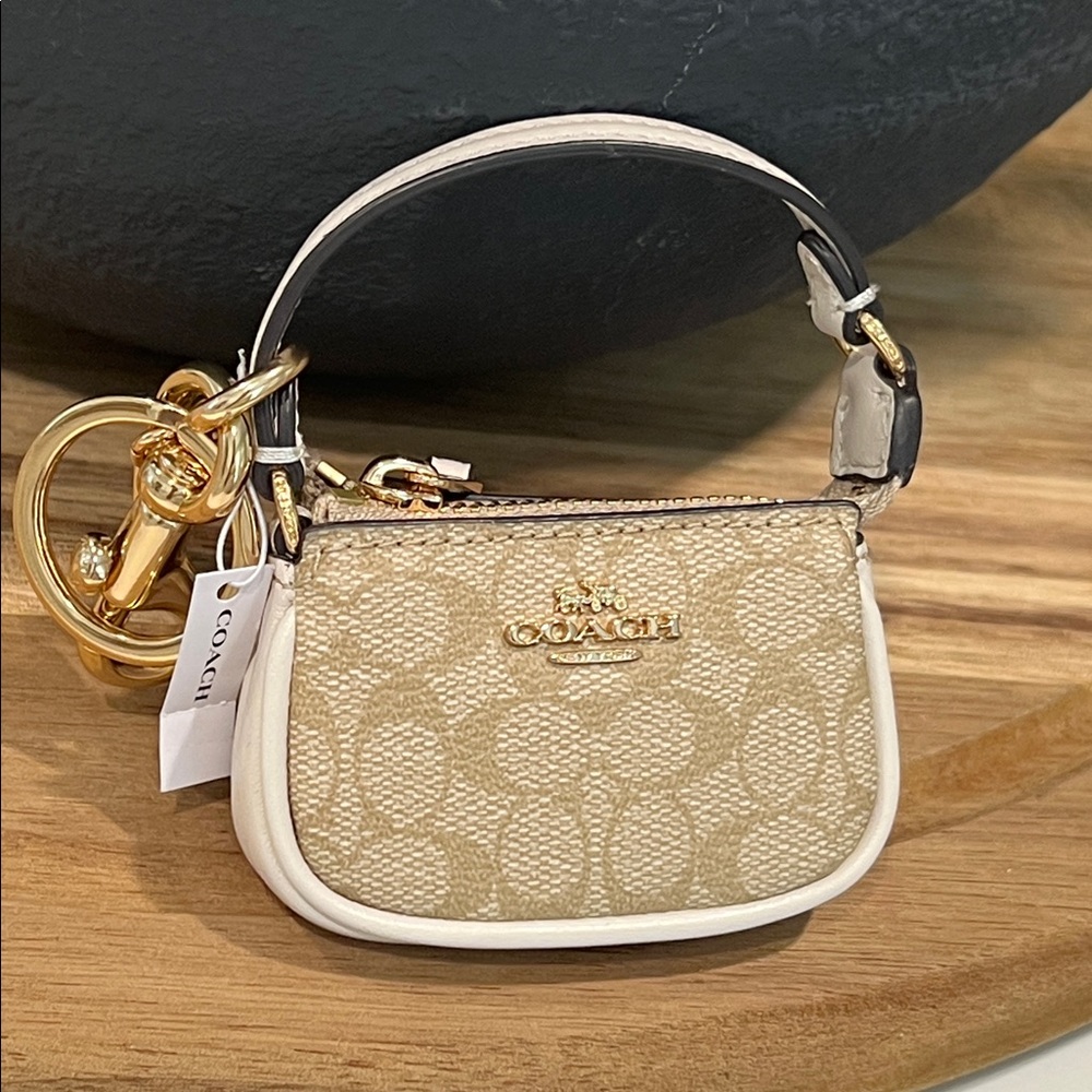 💛NWT Coach Mini Bag Charm - Picture 4 of 16